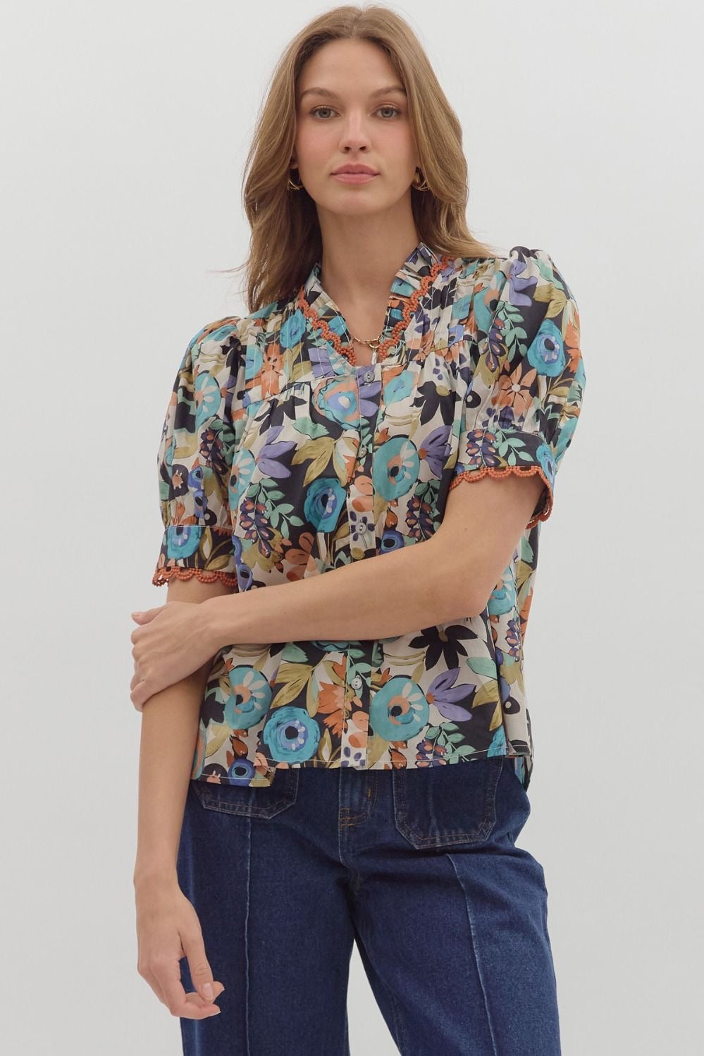 Entro Floral V-neck Top