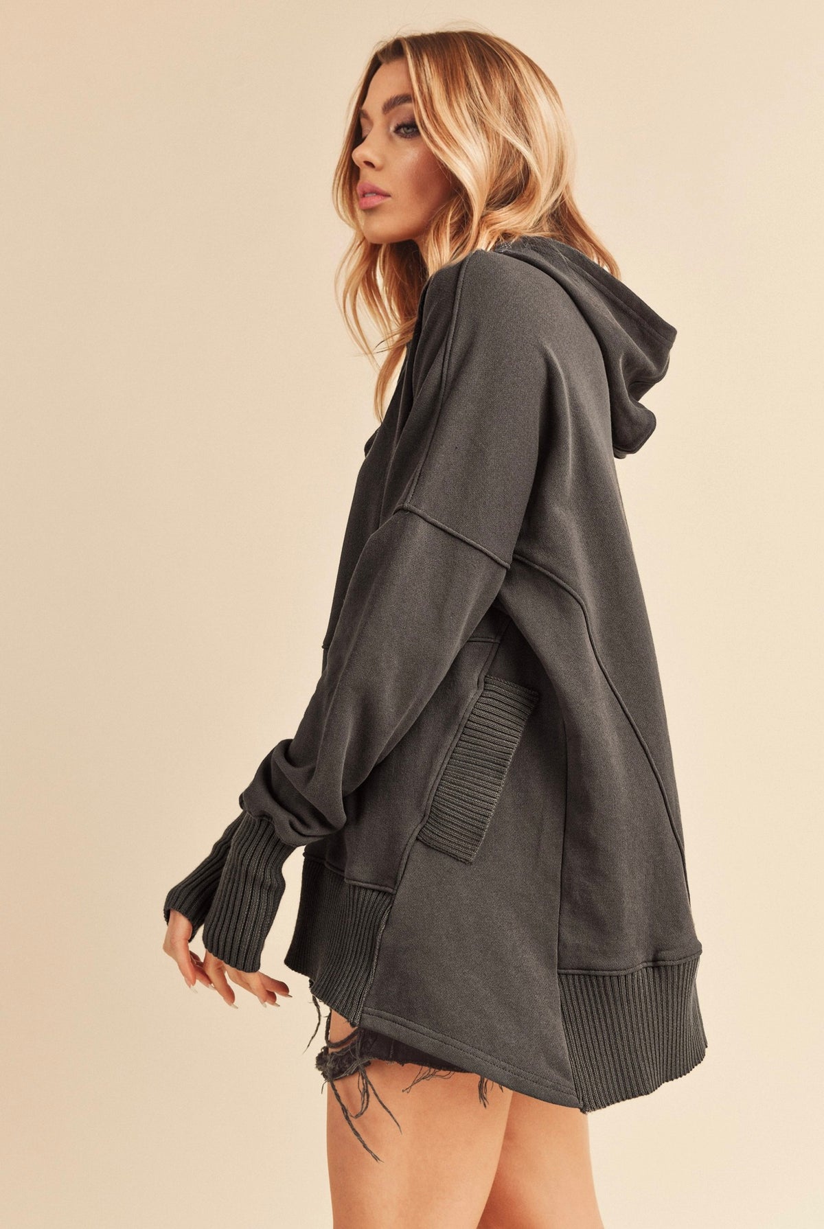 Oversized Hooded Pullover